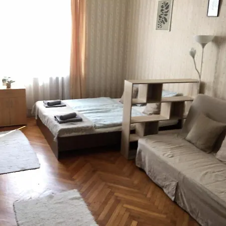 בודפשט Cozy Flat At Stadionok M Station מראה חיצוני תמונה