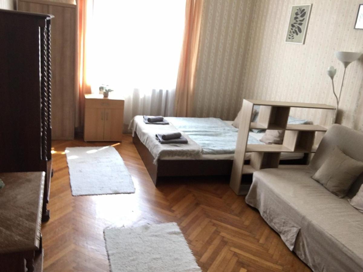 Cozy Flat At Stadionok M Station